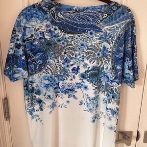 Blue and white floral print top